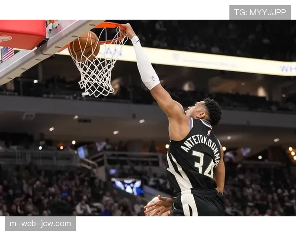 鹈鹕锡安32分领衔 全队六人得分上双进攻端多点开花